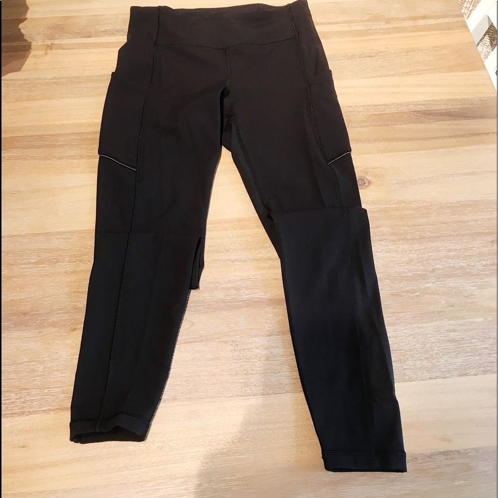 Lululemon leggings never worn size 6